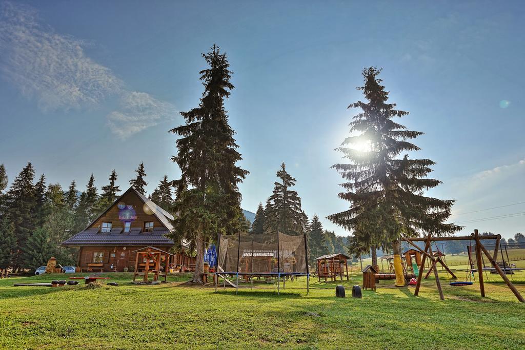 Ubytovanie Pod Horami S Restauraciou " Salas Ziar" Exteriér fotografie